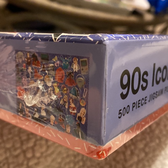 90s Icons Puzzle - Picture 3 of 7